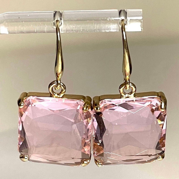 NEW Earrings 1.5" Pink Faceted Glass Paperclip Dangle Drop Trendy Jewelry AU24 - Picture 1 of 4